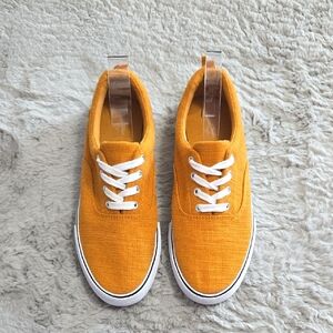 Universal Thread Bright Orange Canvas lace up Sneakers